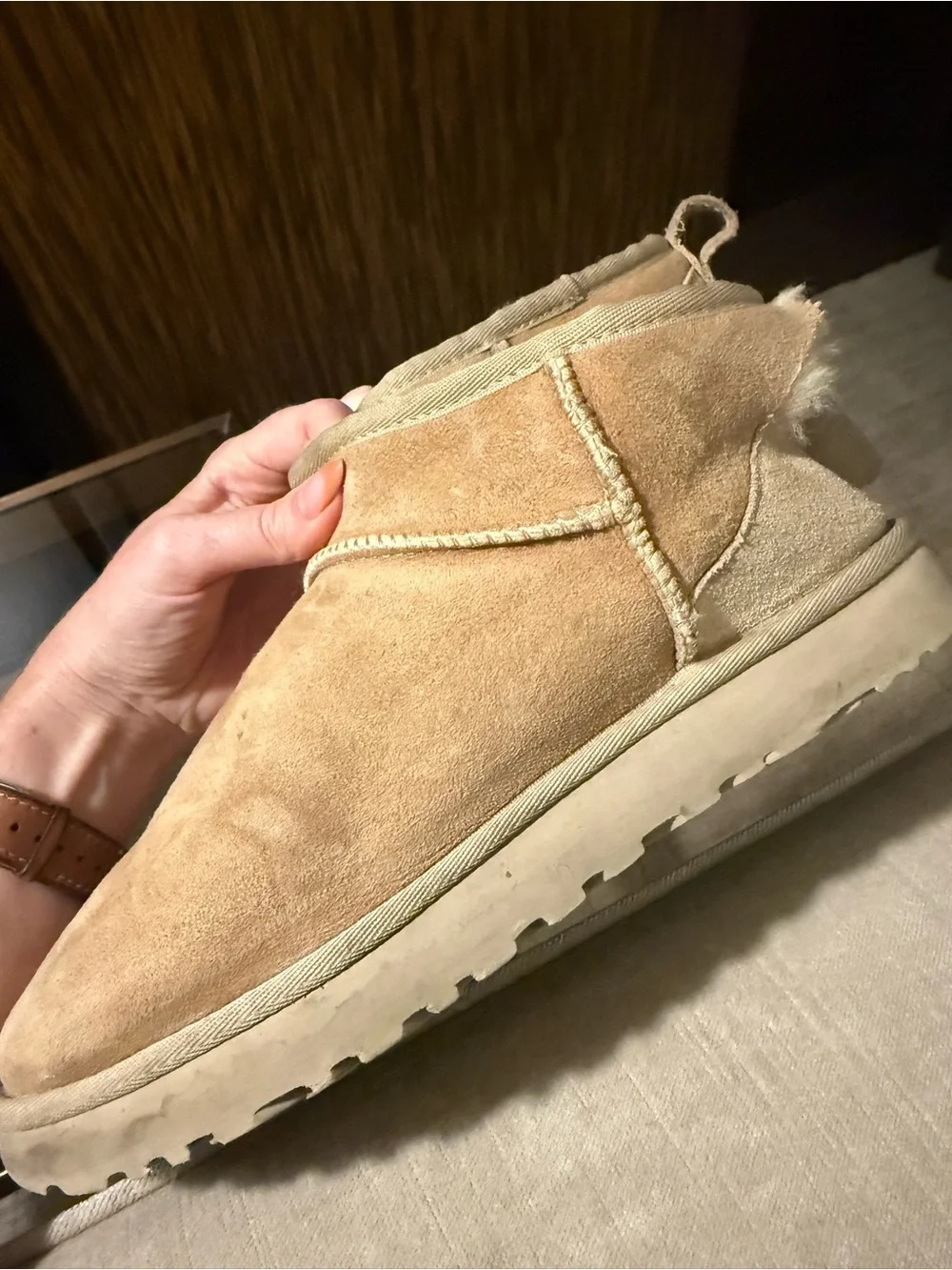 UGG Tan Suede Shearling-Lined Ankle Boots Women’s Size 8 Damaged